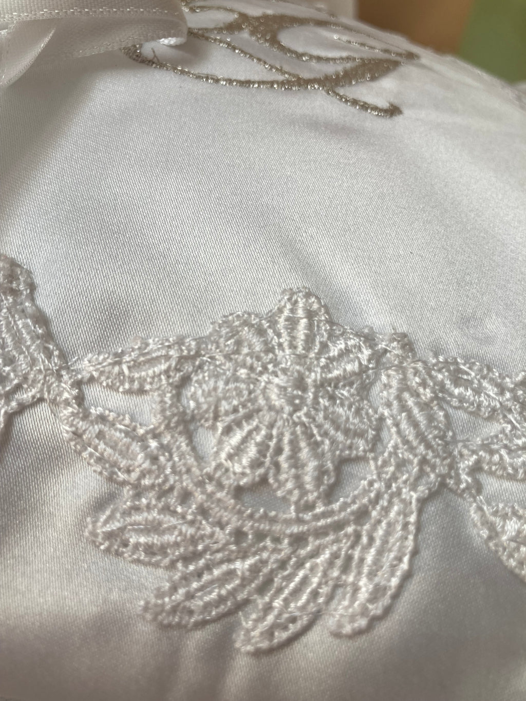 Cuscino Nuziale Portafedi Personalizzato in Seta, Raso e Tulle